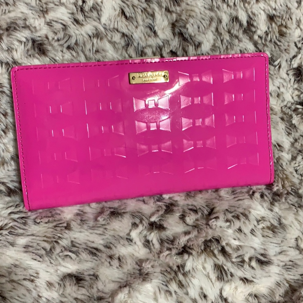 Hot Pink Bow Kate Spade Wallet ♠️
